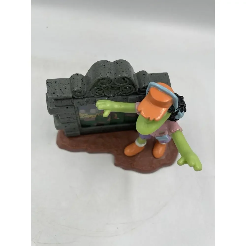 Vtg 2002 Burger King Simpsons Kids Meal Creepy Classics Toy Horror Zombie Otto